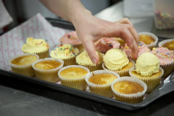 The Hummingbird Bakery Cupcake Swirl