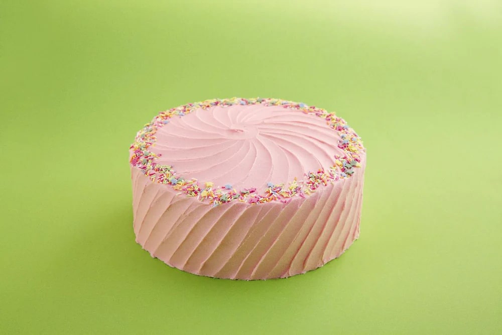 How to frost layer cakes (The Hummingbird Bakery Way)